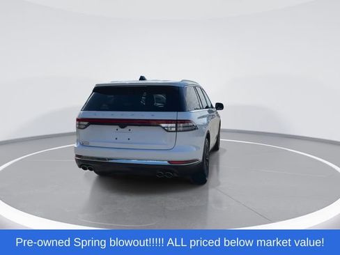 Used 2025 Lincoln Aviator Reserve AWD/4WD image 7