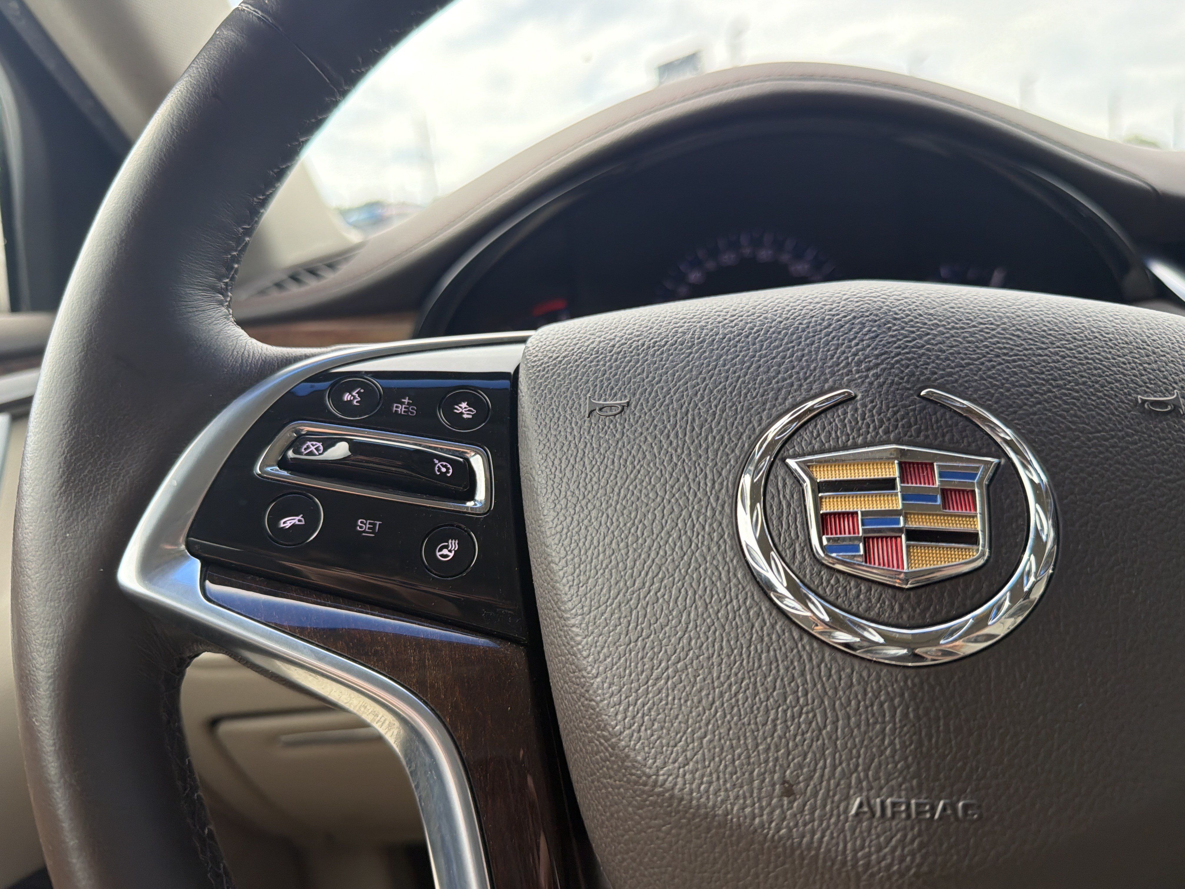 Used 2015 Cadillac XTS Luxury w/ Driver Awareness Package FWD image 28