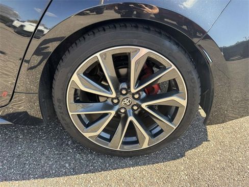 Used 2020 Toyota Corolla SE image 11