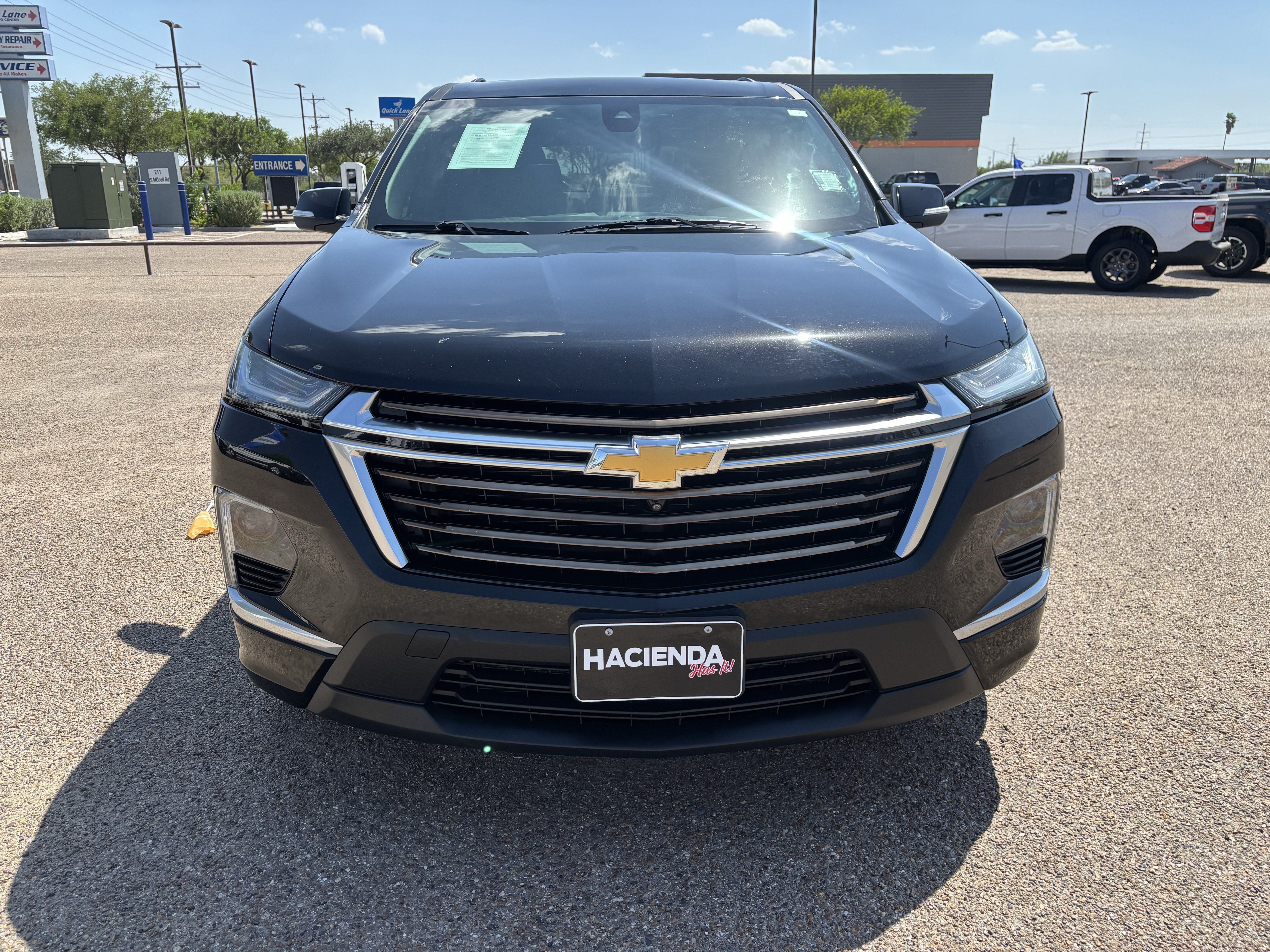 Used 2023 Chevrolet Traverse High Country w/ LPO, Floor Liner Package FWD image 6