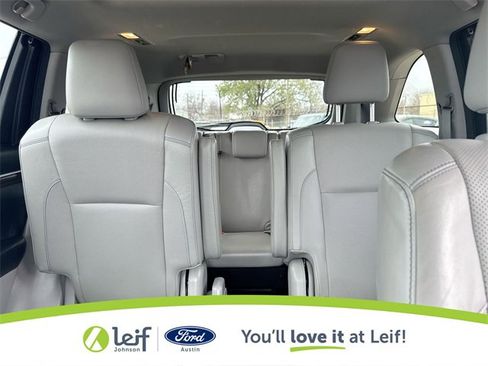 Used 2015 Toyota Highlander Limited Platinum image 30