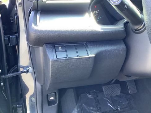 Used 2017 Honda Civic EX image 15