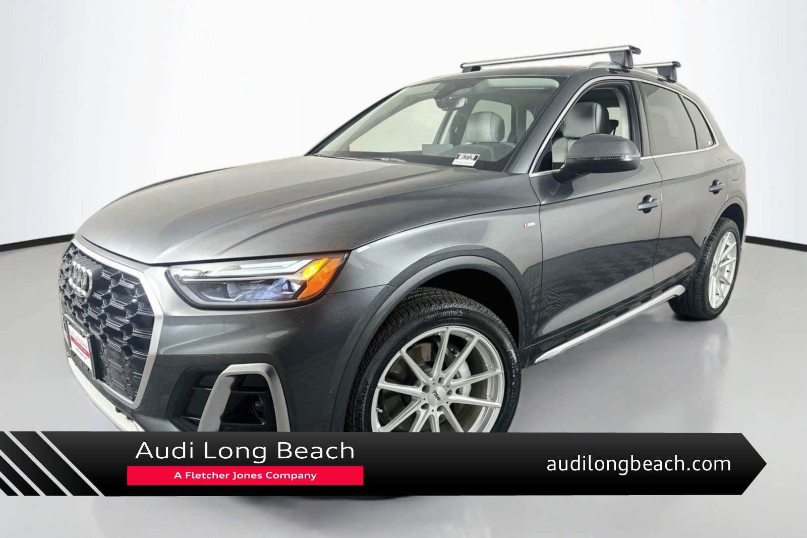 Used 2024 Audi Q5 e Premium Plus w/ Premium Plus Package AWD/4WD image 1