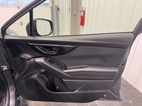 Used 2023 Subaru Crosstrek 2.0i image 12