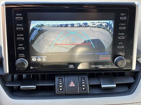 Used 2020 Toyota RAV4 Limited AWD/4WD image 24