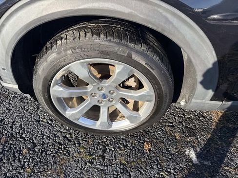 Used 2020 Ford Explorer Platinum image 15