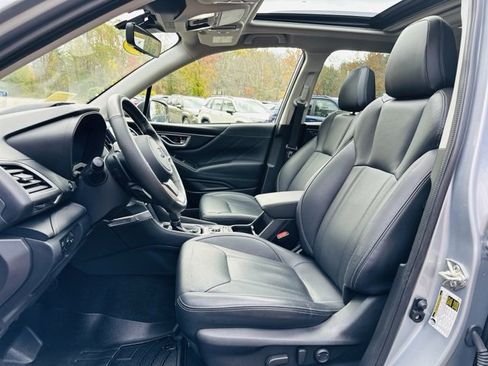 Used 2022 Subaru Forester Touring image 22