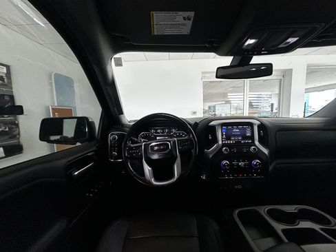 Used 2021 GMC Sierra 1500 SLT w/ Driver Alert Package I AWD/4WD image 3