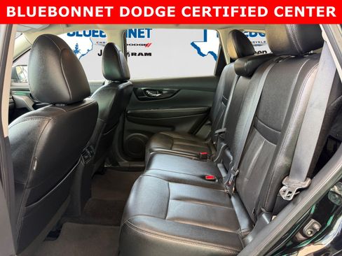 Used 2019 Nissan Rogue SL AWD/4WD image 22