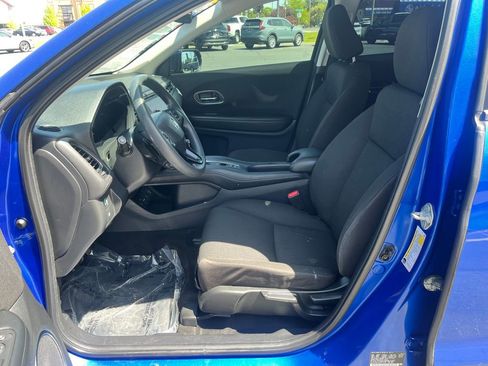 Used 2018 Honda HR-V EX image 10