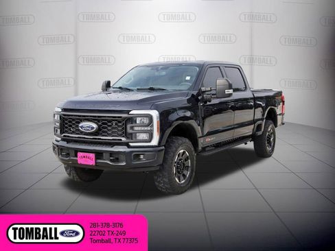 Used 2023 Ford F250 XLT w/ Tremor Off-Road Package AWD/4WD image 3