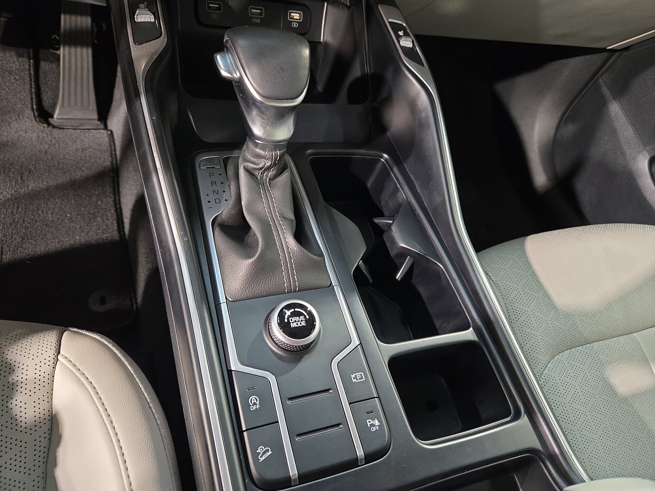 Used 2022 Kia Sorento S w/ Panoramic Sunroof Package FWD image 34