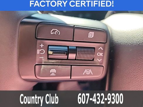 Used 2025 Hyundai Santa Fe Calligraphy image 21