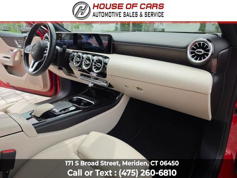 Used 2019 Mercedes-Benz A 220 4MATIC image 46