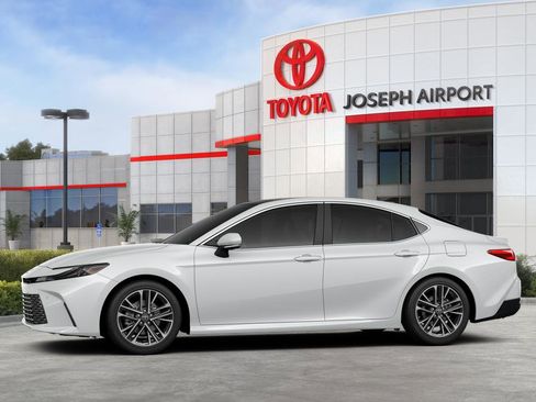 New 2026 Toyota Camry Hybrid AWD/4WD image 19