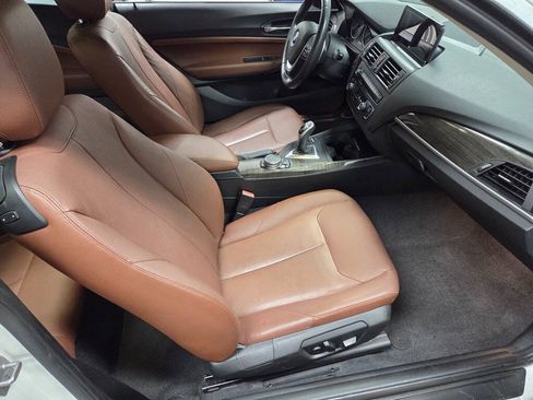 Used 2015 BMW 228i Coupe w/ Premium Package RWD image 16