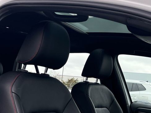 Used 2019 Volkswagen GTI SE image 10