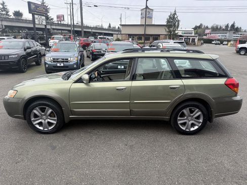Used 2006 Subaru Outback 3.0R L.L. Bean w/ Popular Equipment Group 2B image 14