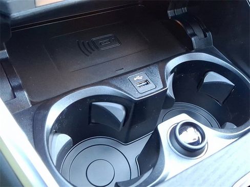 New 2026 BMW 330i xDrive Sedan w/ M Sport Package image 18