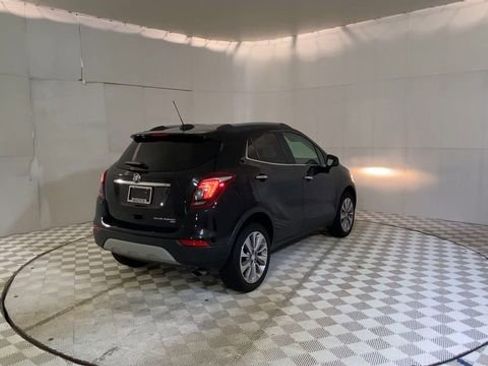 Used 2020 Buick Encore Preferred w/ Safety Package AWD/4WD image 7