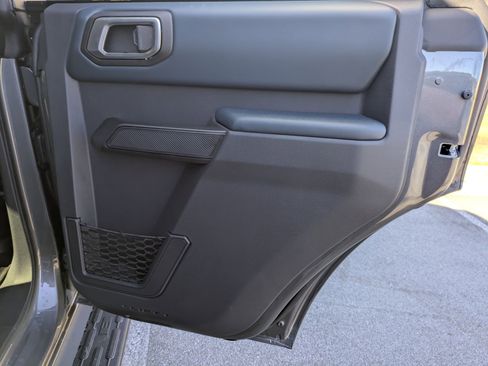 New 2025 Ford Bronco Heritage Edition image 30