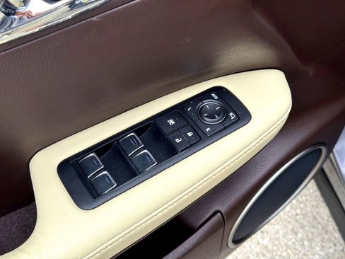 Used 2017 Lexus RX 450h AWD image 18