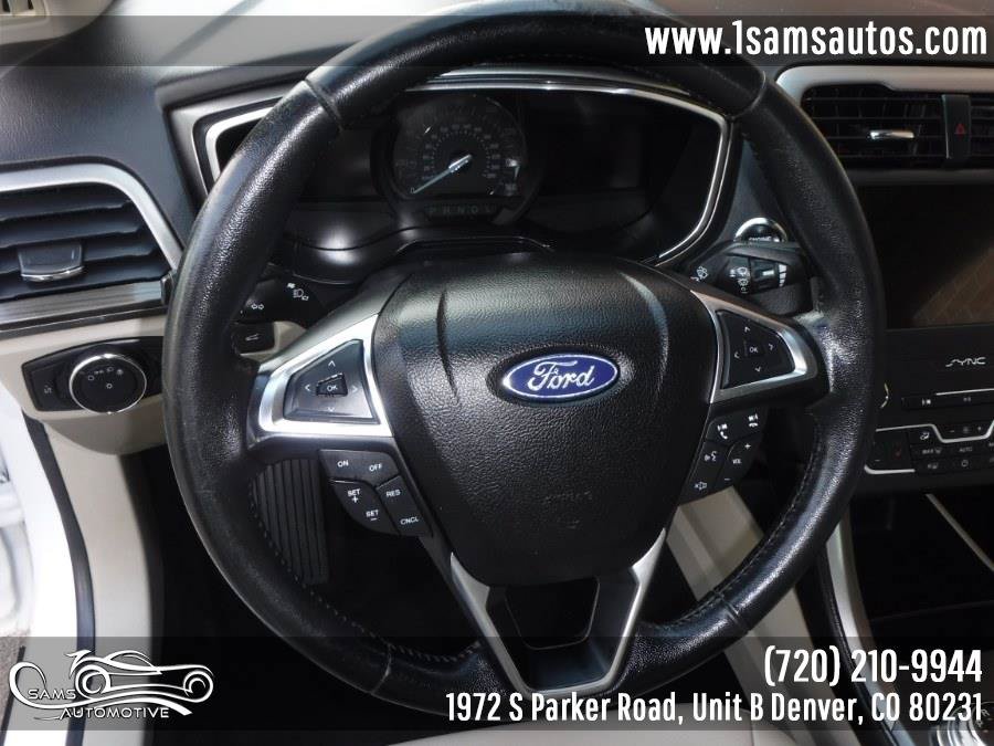 Used 2020 Ford Fusion SEL FWD image 22