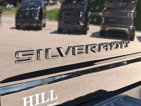 Used 2024 Chevrolet Silverado 2500 LTZ w/ LTZ Plus Package AWD/4WD image 24