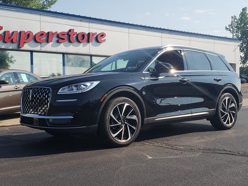 Used 2023 Lincoln Corsair Reserve w/ Equipment Group 202A image 5