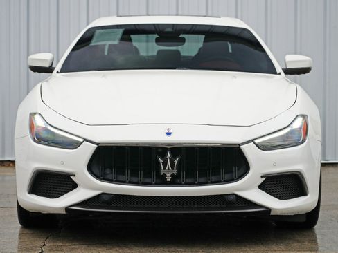 Used 2021 Maserati Ghibli Trofeo image 7