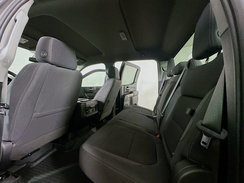Used 2022 Chevrolet Silverado 1500 LT Trail Boss w/ LPO, Dark Essentials Package AWD/4WD image 13