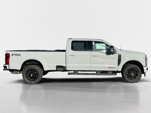 New 2026 Ford F350 Lariat w/ Black Appearance Package image 35