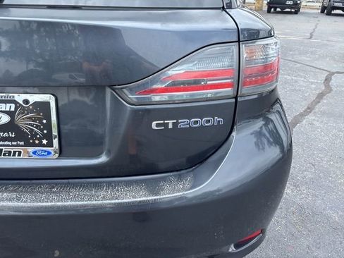 Used 2011 Lexus CT 200h Premium FWD image 6