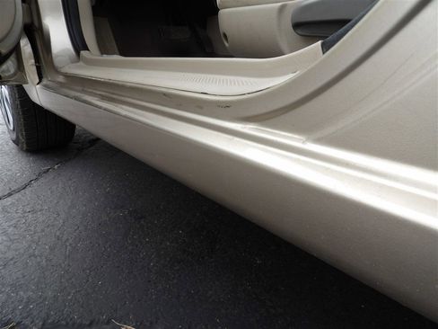 Used 2008 Kia Spectra EX image 10