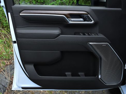 New 2026 Chevrolet Silverado 2500 High Country w/ High Country Premium Package AWD/4WD image 28