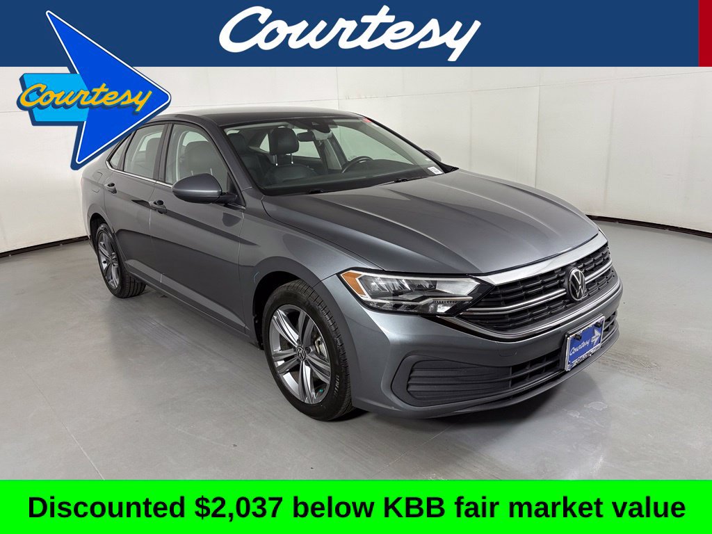 Used 2024 Volkswagen Jetta SE FWD image 1