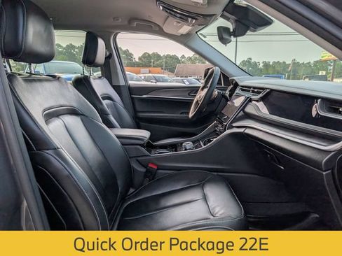 Certified 2022 Jeep Grand Cherokee Limited w/ Trailer Tow Prep Group (B) RWD image 29