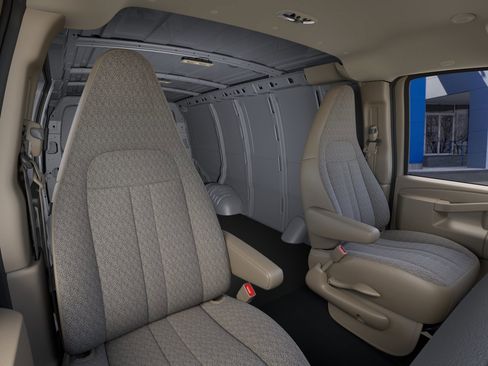New 2026 Chevrolet Express 2500 w/ Driver Convenience Package RWD image 18