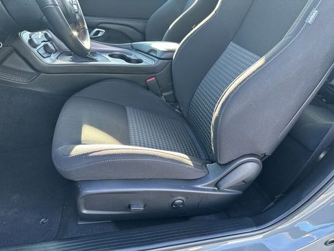 Used 2023 Dodge Challenger R/T w/ Blacktop Package image 24