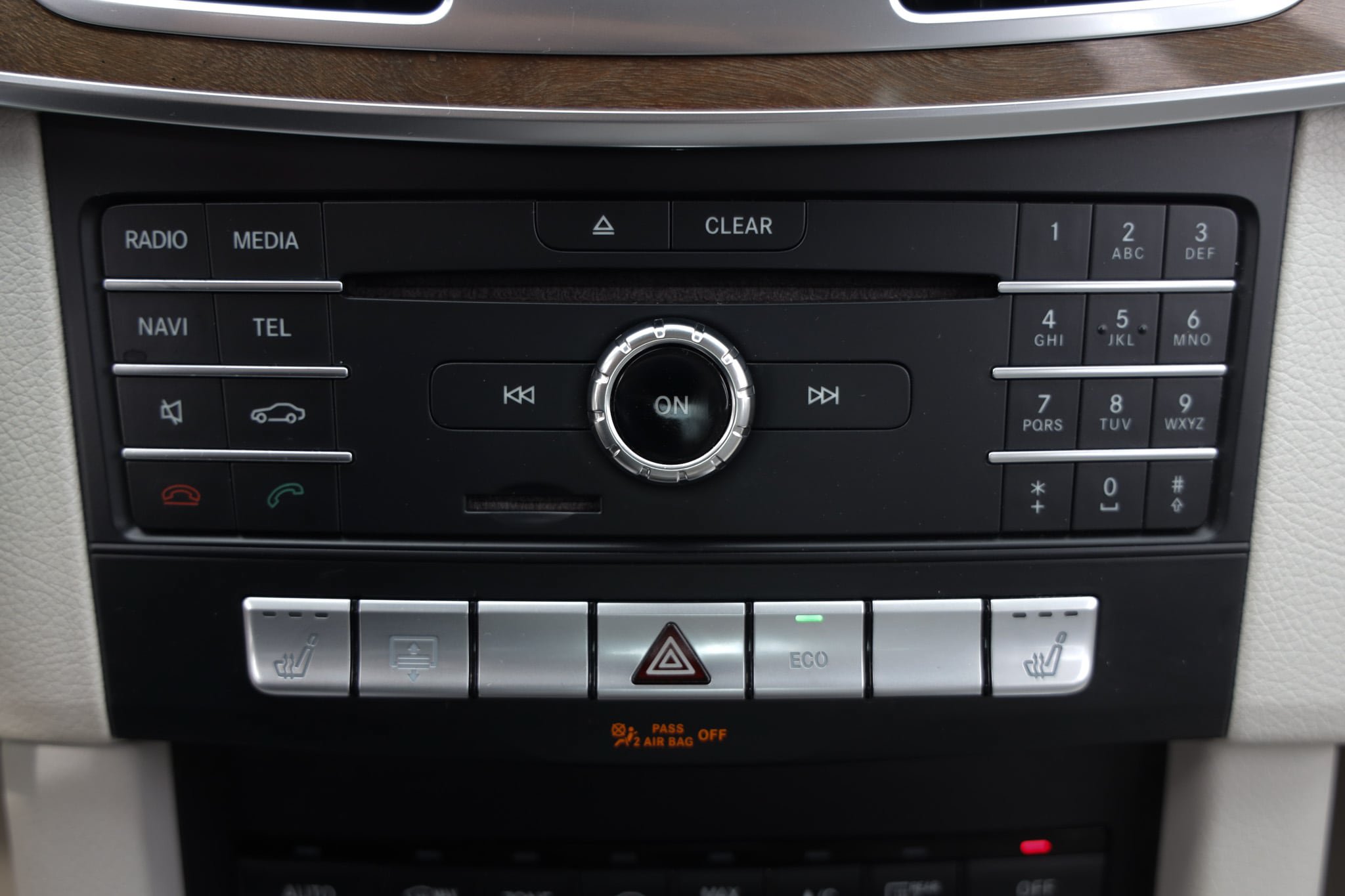 Used 2016 Mercedes-Benz E 350 Sedan w/ Premium Package image 37