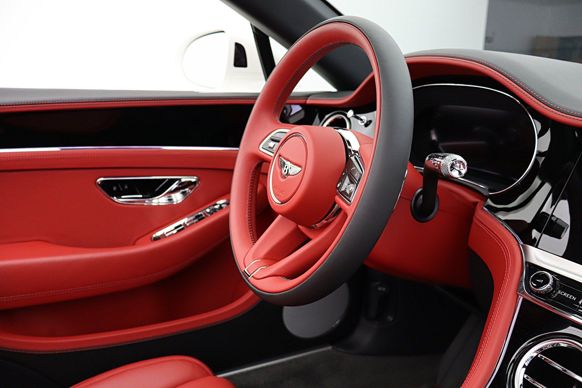 Used 2026 Bentley Continental GT Mulliner AWD/4WD image 31