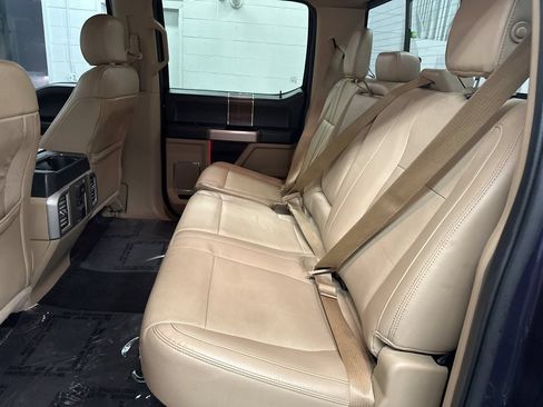 Used 2015 Ford F150 Lariat w/ Equipment Group 502A Luxury AWD/4WD image 22