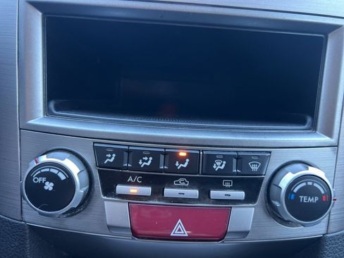 Used 2013 Subaru Outback 2.5i image 36