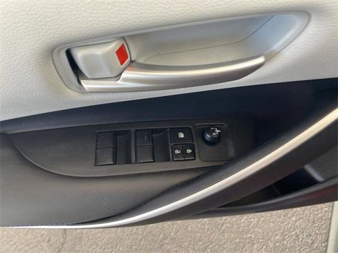Certified 2021 Toyota Corolla SE w/ SE Premium Package FWD image 17