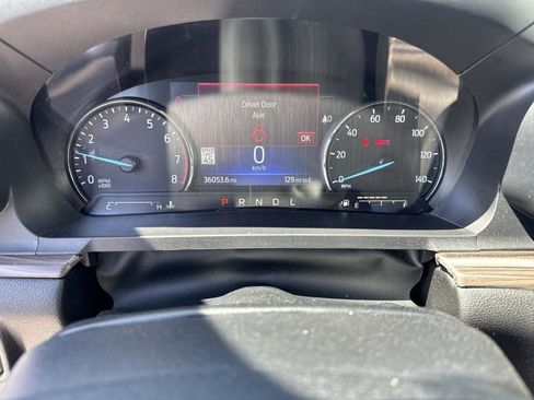 Used 2022 Ford Explorer Limited w/ Equipment Group 301A image 25