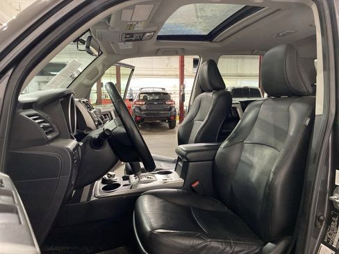 Used 2012 Toyota 4Runner Limited image 9