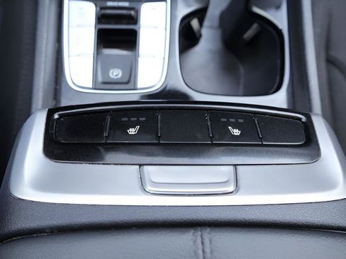 Certified 2022 Hyundai Tucson SEL AWD/4WD image 30