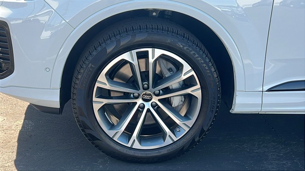 Used 2025 Audi Q7 2.0T Premium Plus AWD/4WD image 8