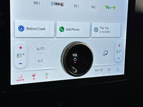 Certified 2022 Ford Mustang Mach-E Premium image 18