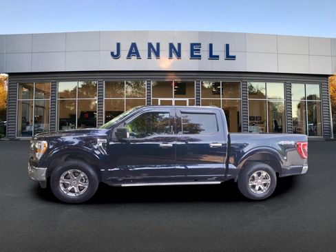 Used 2022 Ford F150 XLT w/ Equipment Group 302A High AWD/4WD image 8